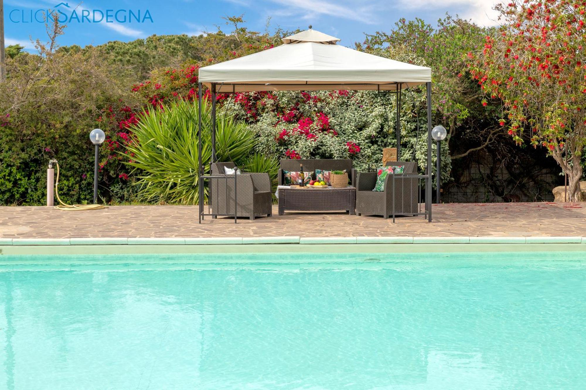 Villa Melograno With Exclusive Swimming Pool Surrounded By Greenery Campanedda エクステリア 写真